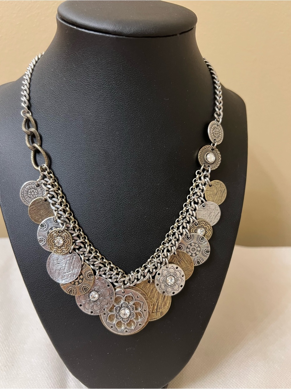 Dressbarn Statement Necklace NWT
